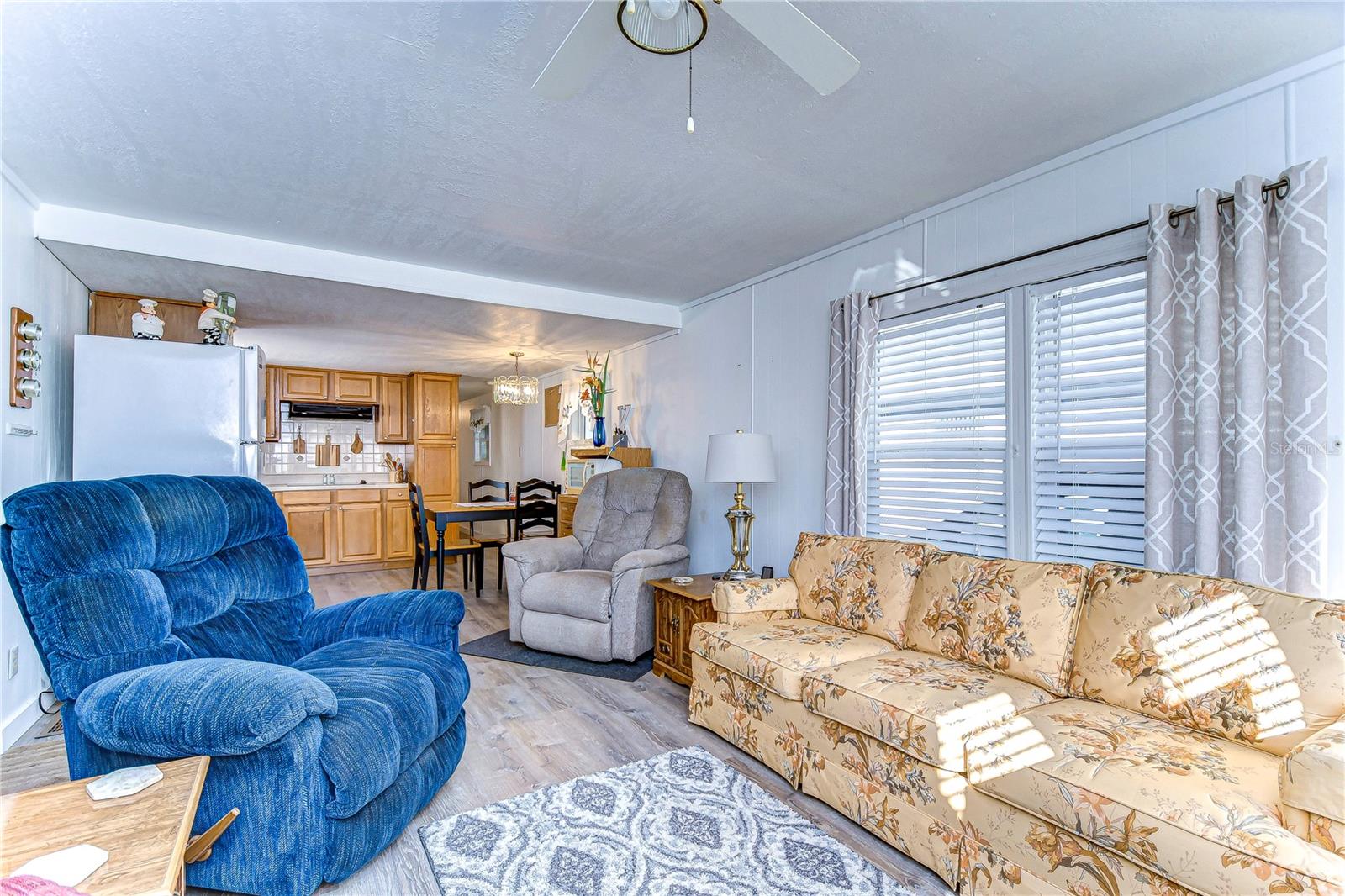 Image 7 of 48 For 38541 Windflower Avenue