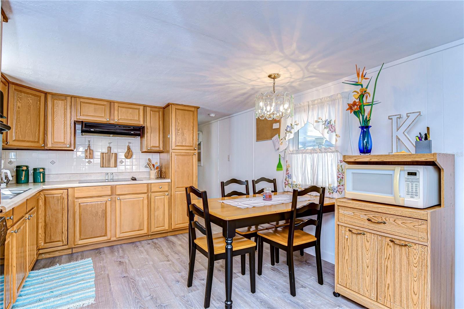 Image 9 of 48 For 38541 Windflower Avenue