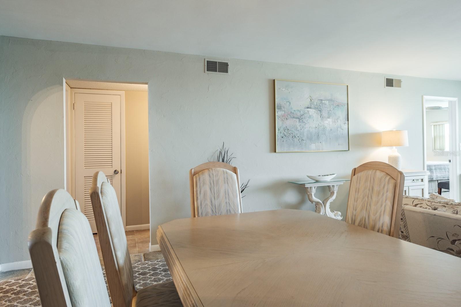 Image 13 of 50 For 5575 Gulf Boulevard 238