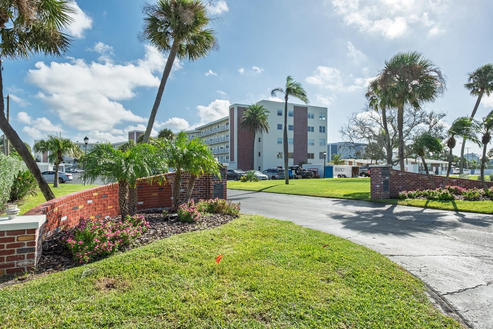 Image 2 of 50 For 5575 Gulf Boulevard 238