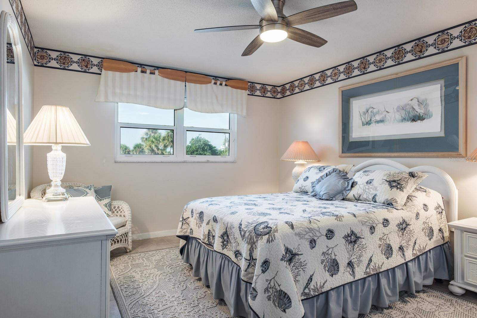 Image 28 of 50 For 5575 Gulf Boulevard 238