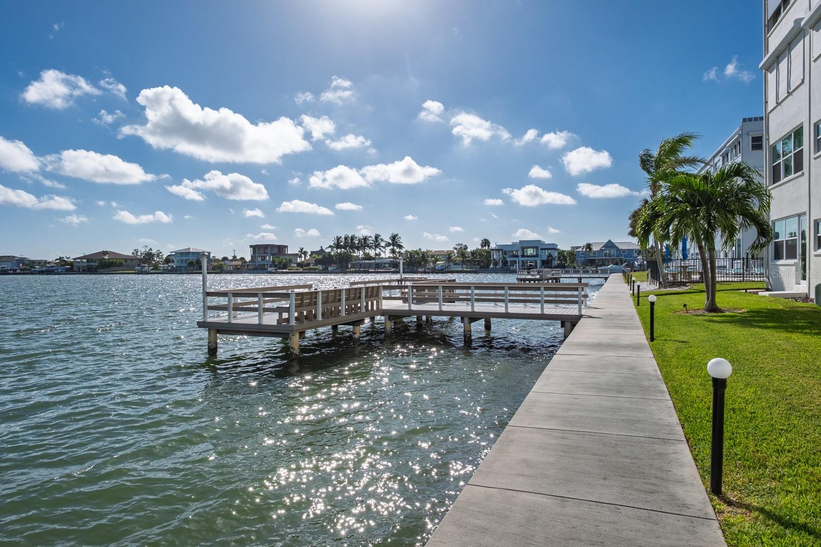Image 38 of 50 For 5575 Gulf Boulevard 238