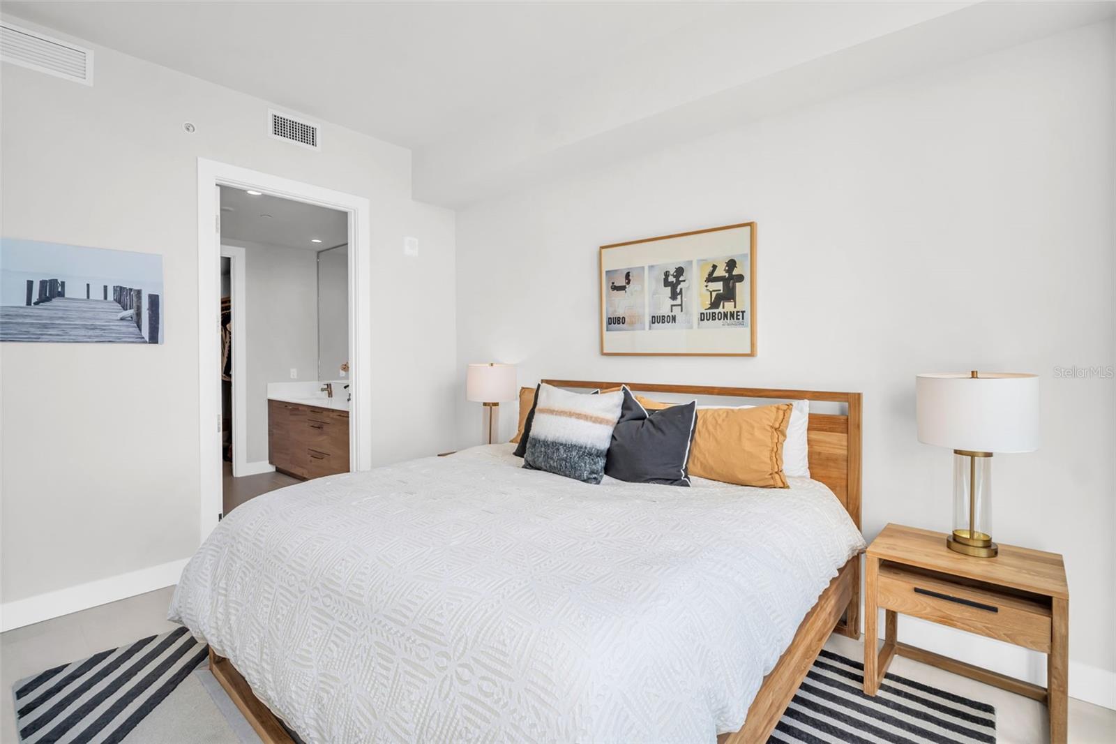 Image 19 of 50 For 301 1st Street S 2105