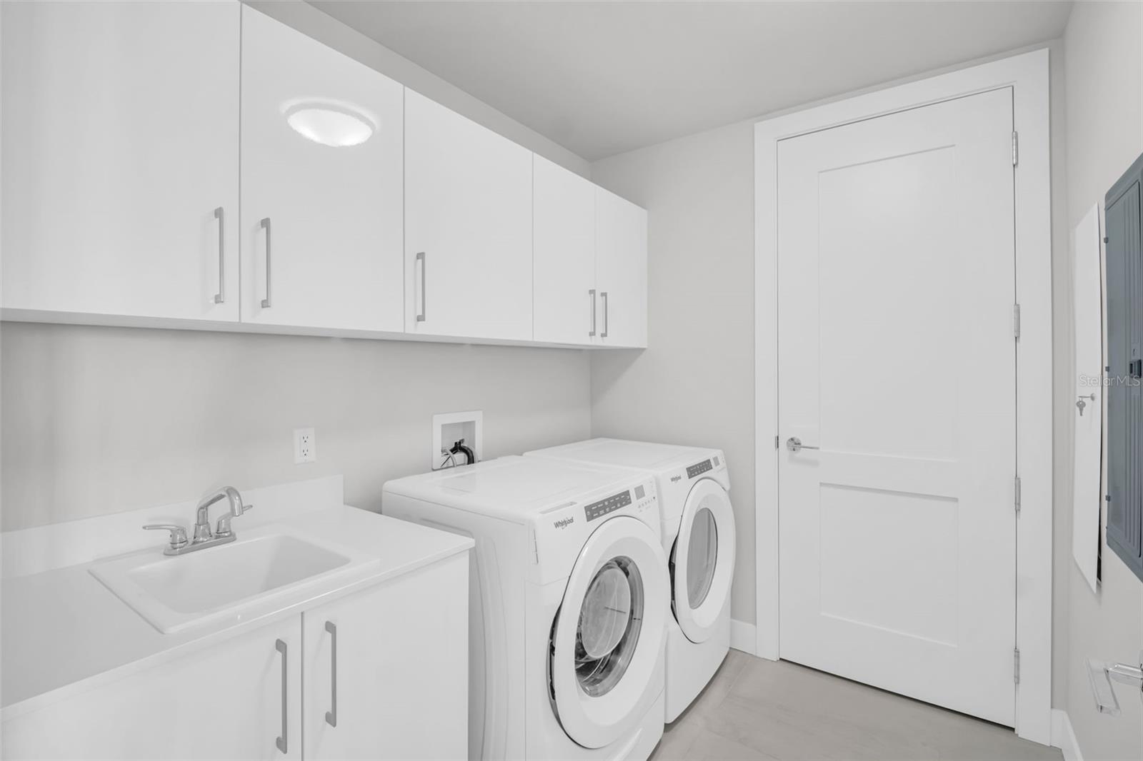 Image 40 of 50 For 301 1st Street S 2105