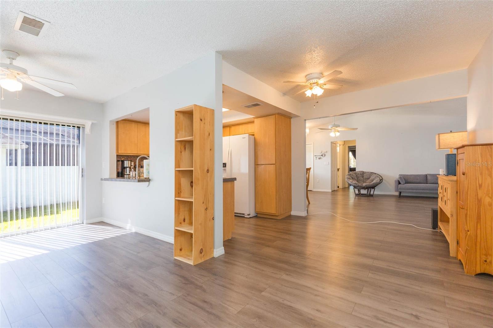Image 10 of 51 For 13016 Club Drive