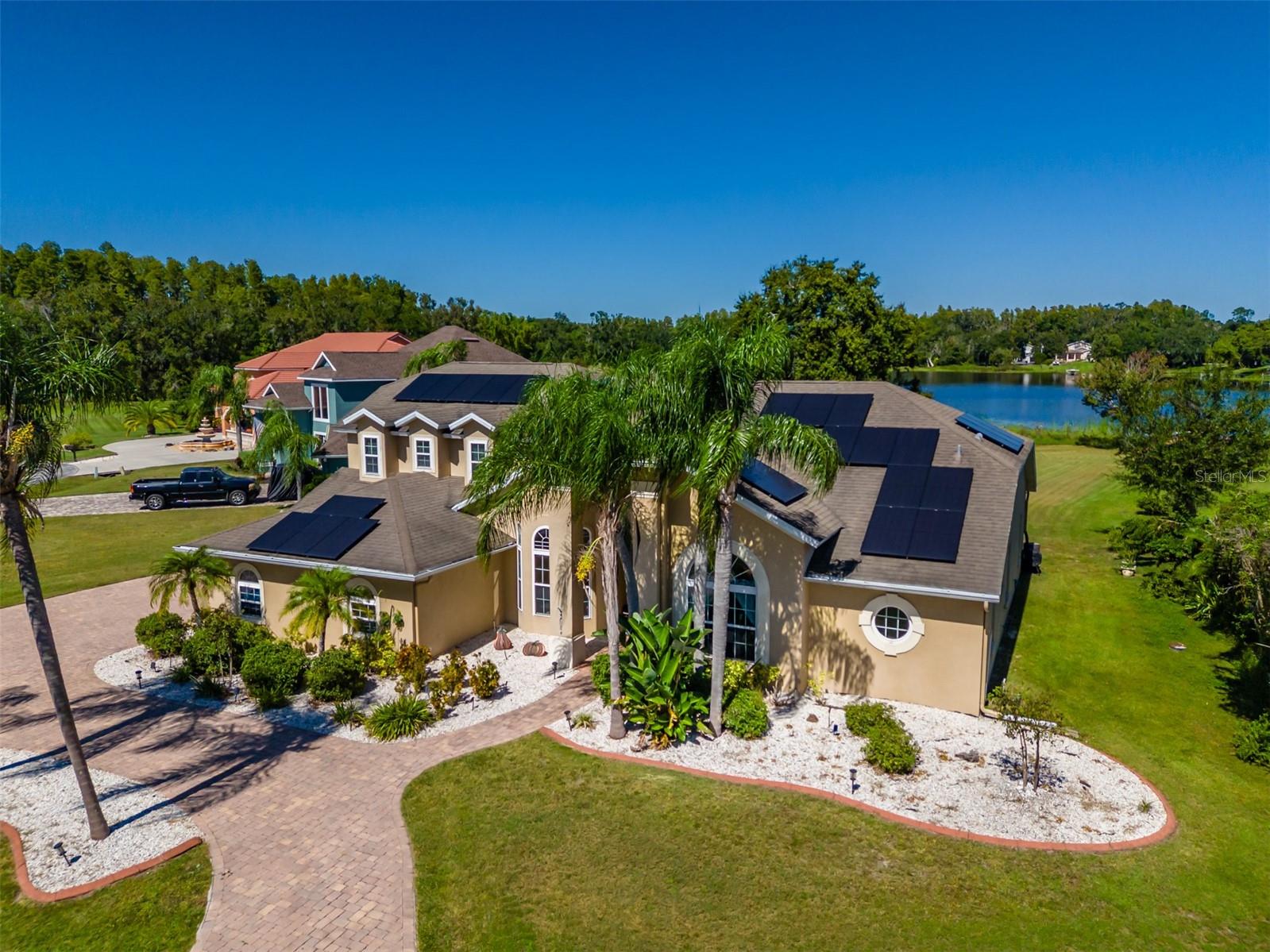 Listing photo id 2 for 2327 Camp Indianhead Road