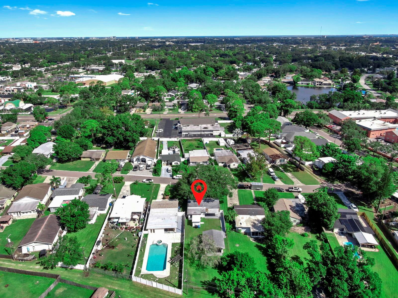 Listing photo id 40 for 730 Lynndale Street N