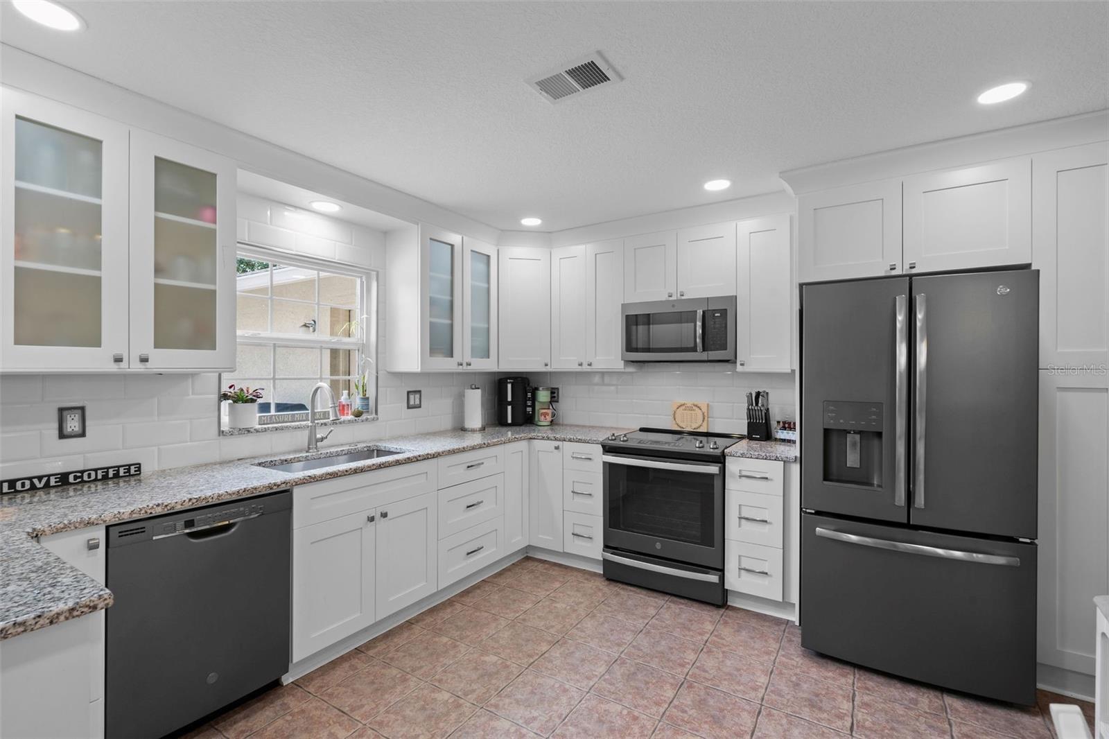 Image 10 of 34 For 2128 Karan Way