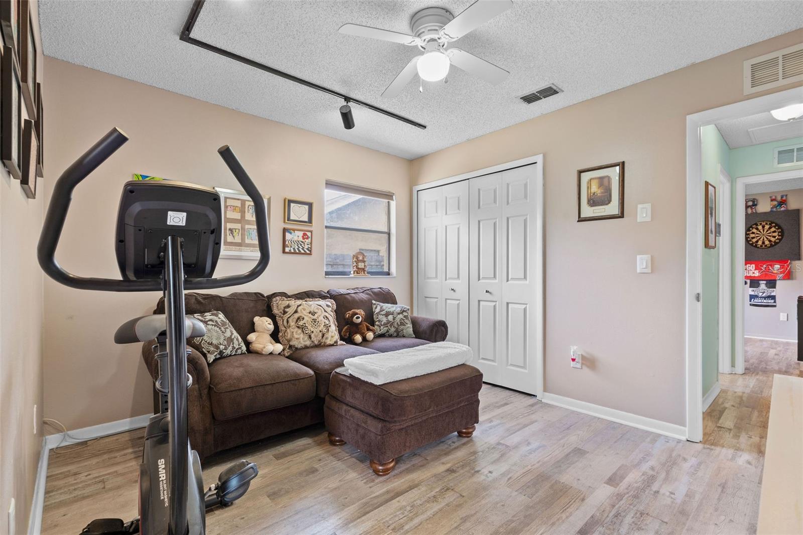 Image 24 of 34 For 2128 Karan Way