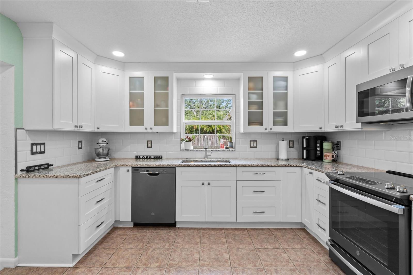 Image 9 of 34 For 2128 Karan Way