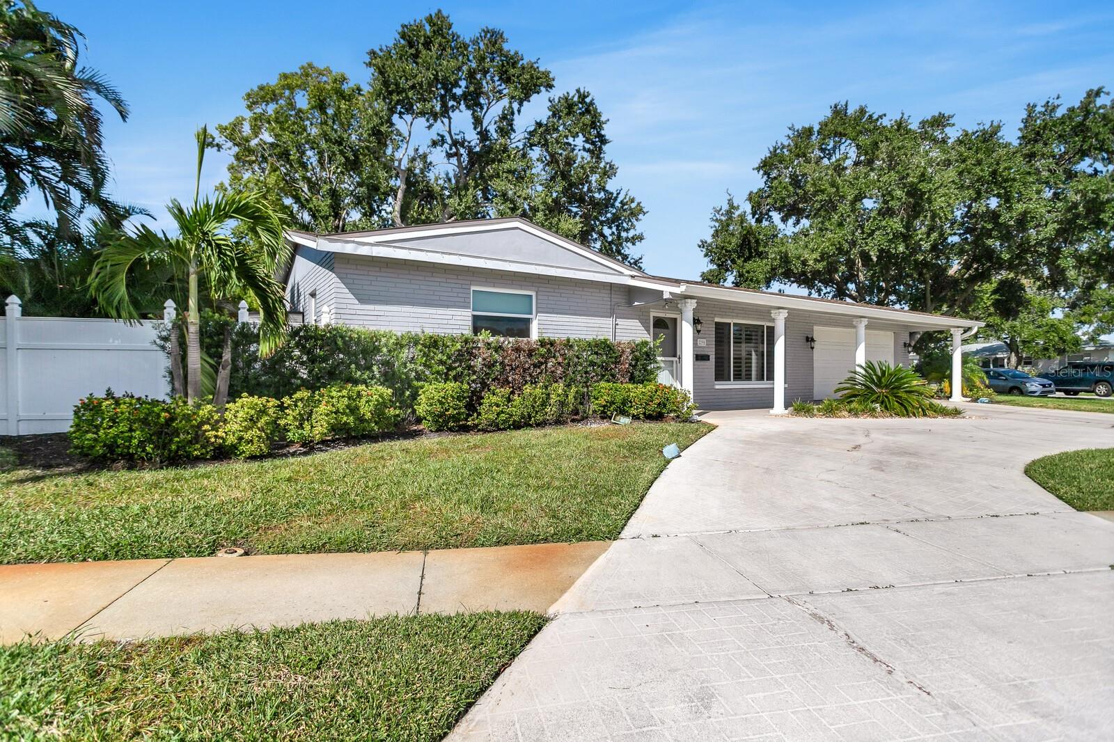 Image 11 of 39 For 2290 60th Way N