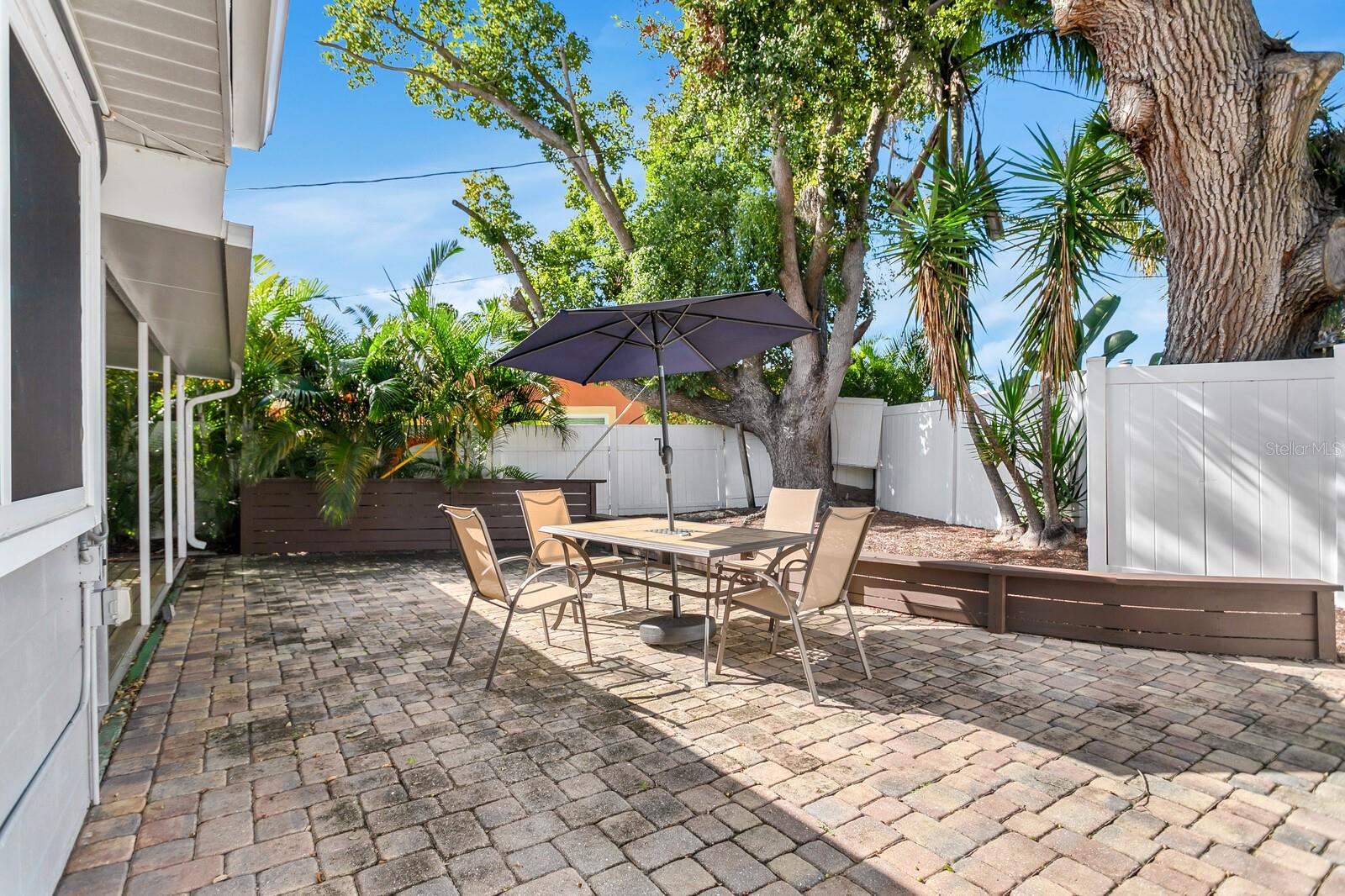 Image 19 of 39 For 2290 60th Way N