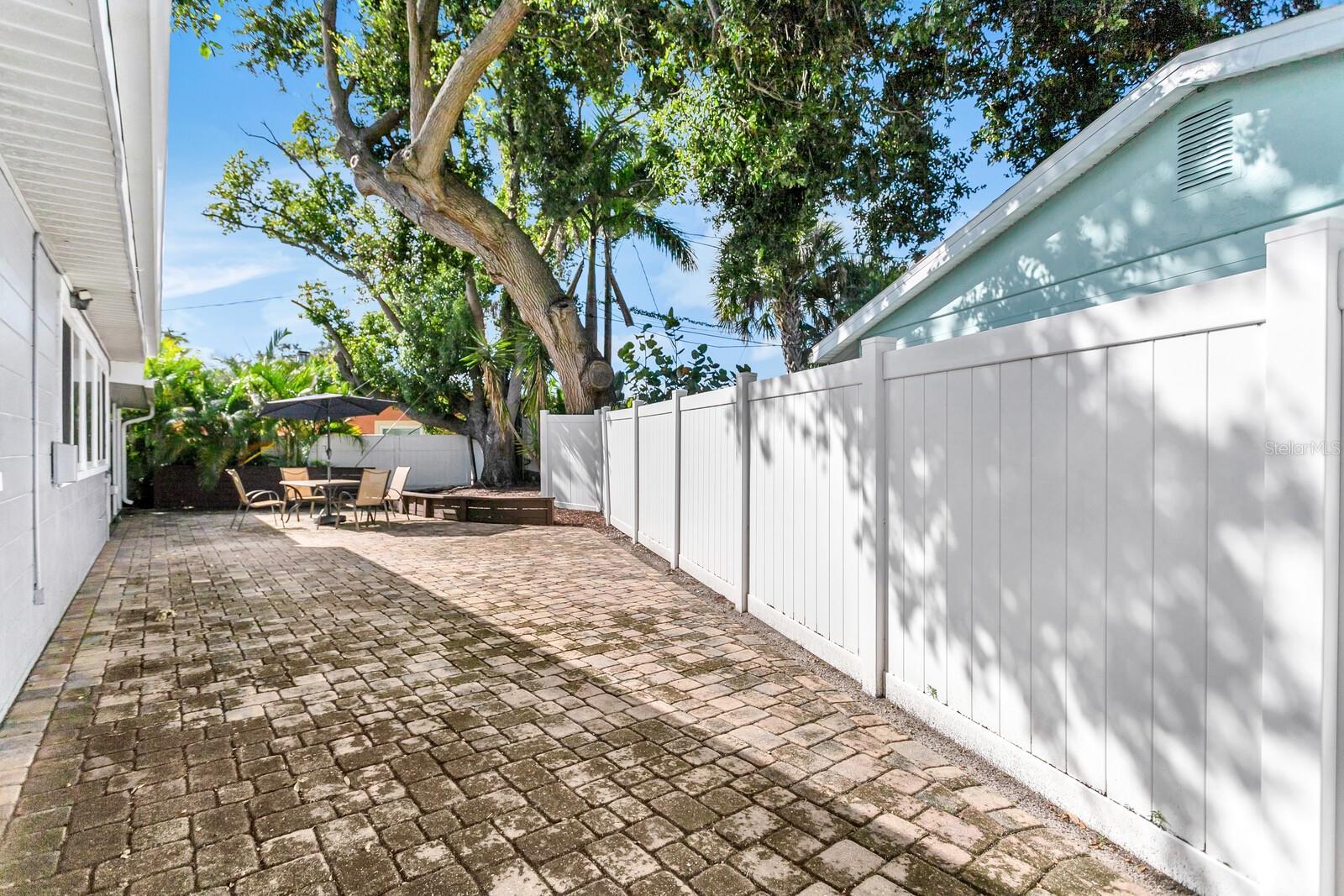 Image 22 of 39 For 2290 60th Way N