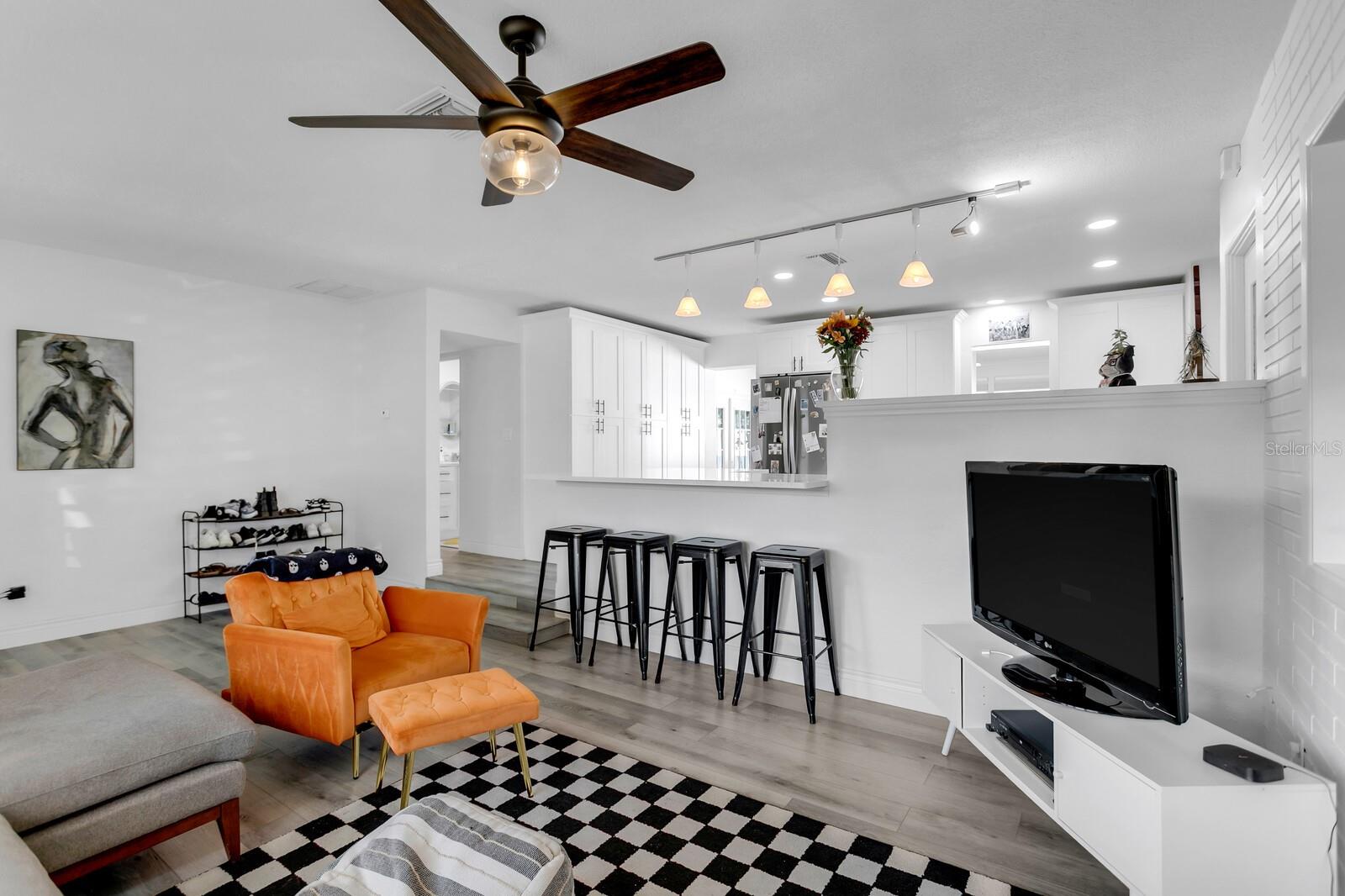 Image 9 of 39 For 2290 60th Way N
