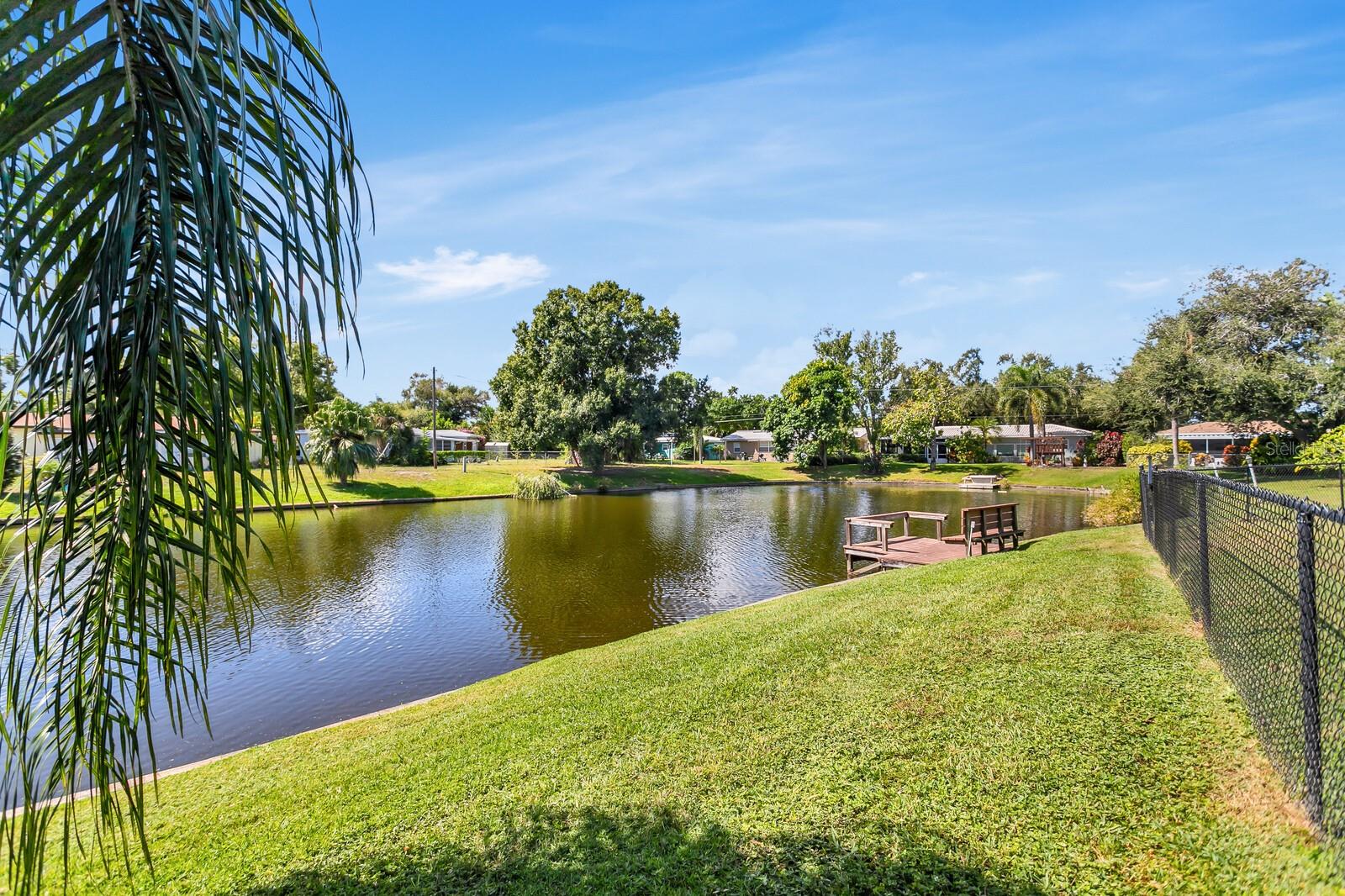 Image 16 of 40 For 4864 Lake Charles Drive N