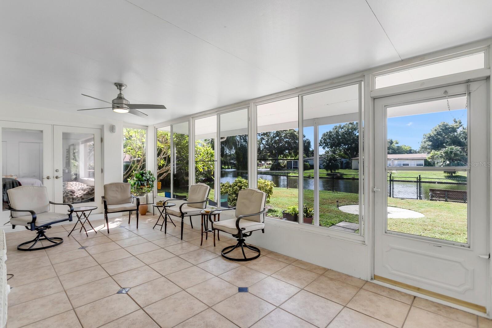 Image 19 of 40 For 4864 Lake Charles Drive N