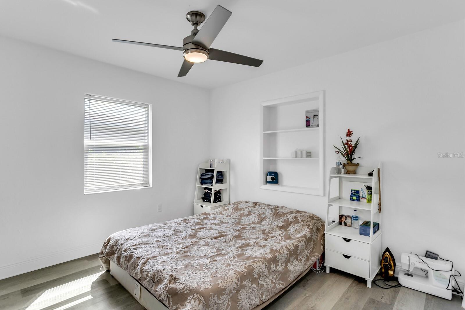 Image 37 of 40 For 4864 Lake Charles Drive N