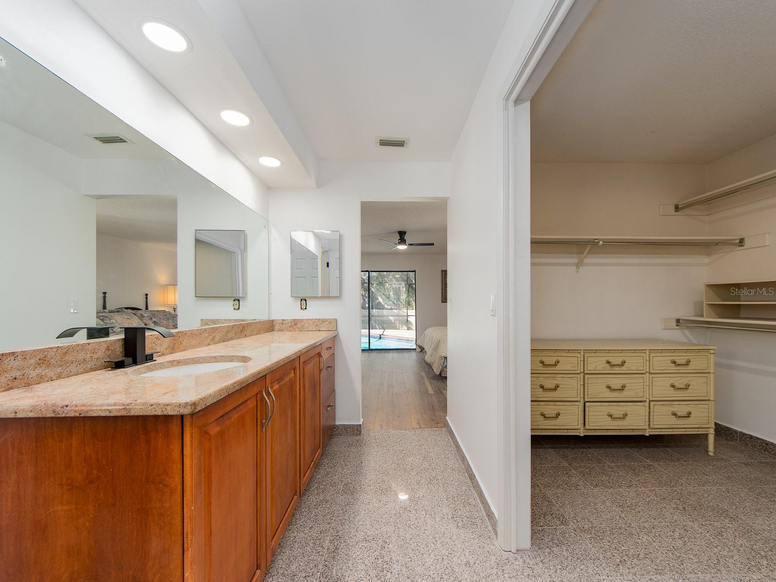 Image 18 of 45 For 2890 Armadillo Drive