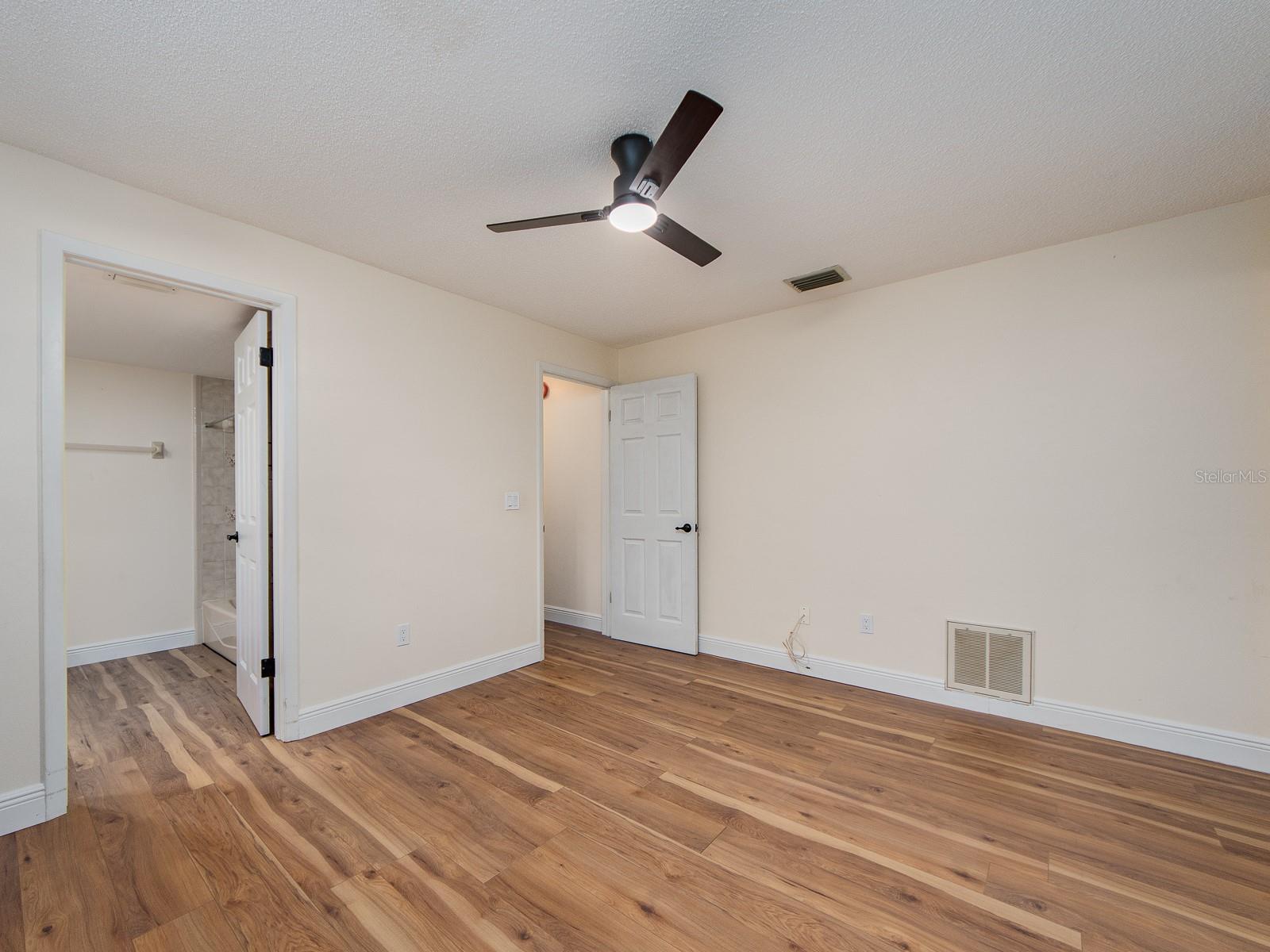 Image 24 of 45 For 2890 Armadillo Drive