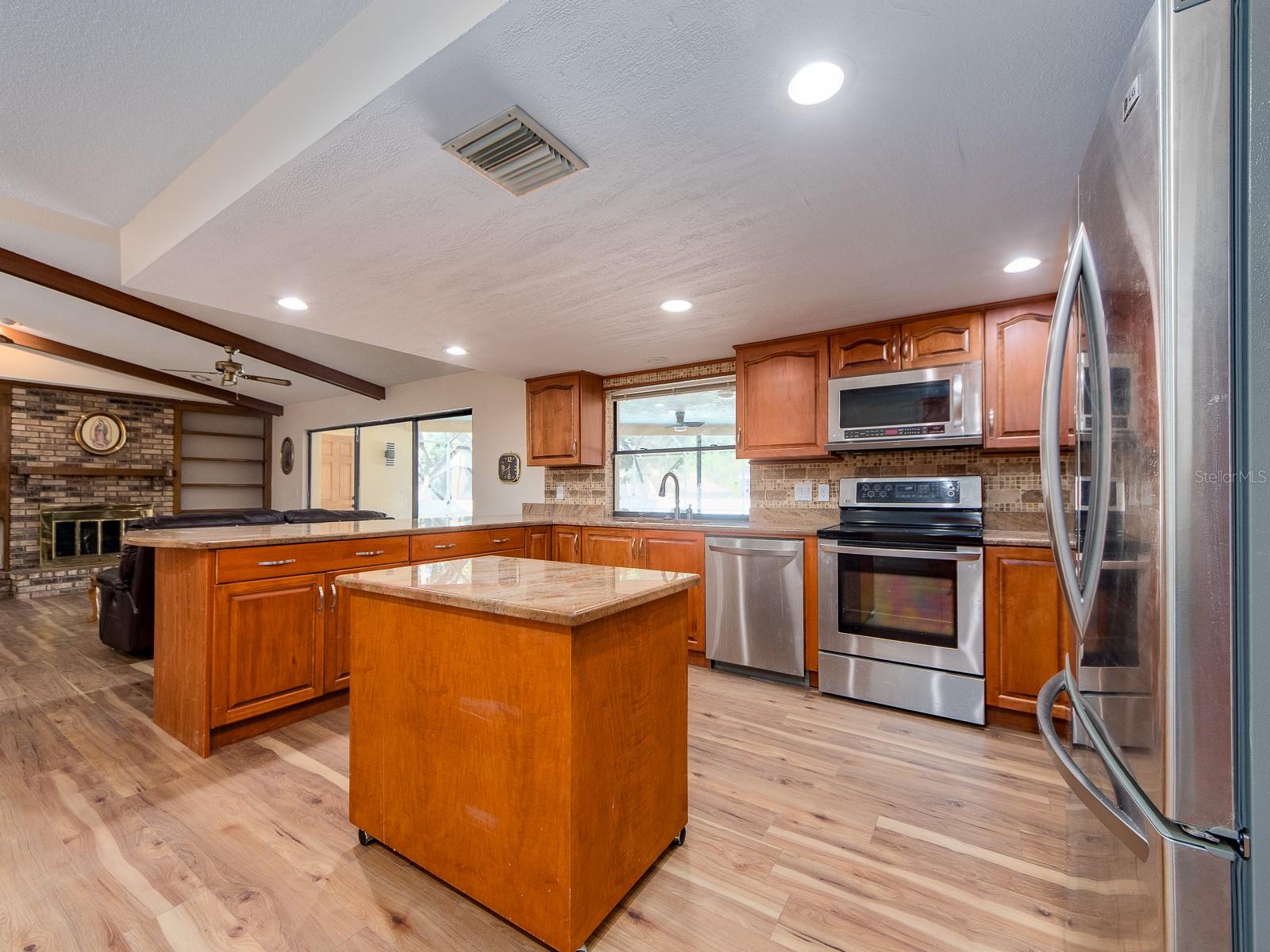 Image 8 of 45 For 2890 Armadillo Drive
