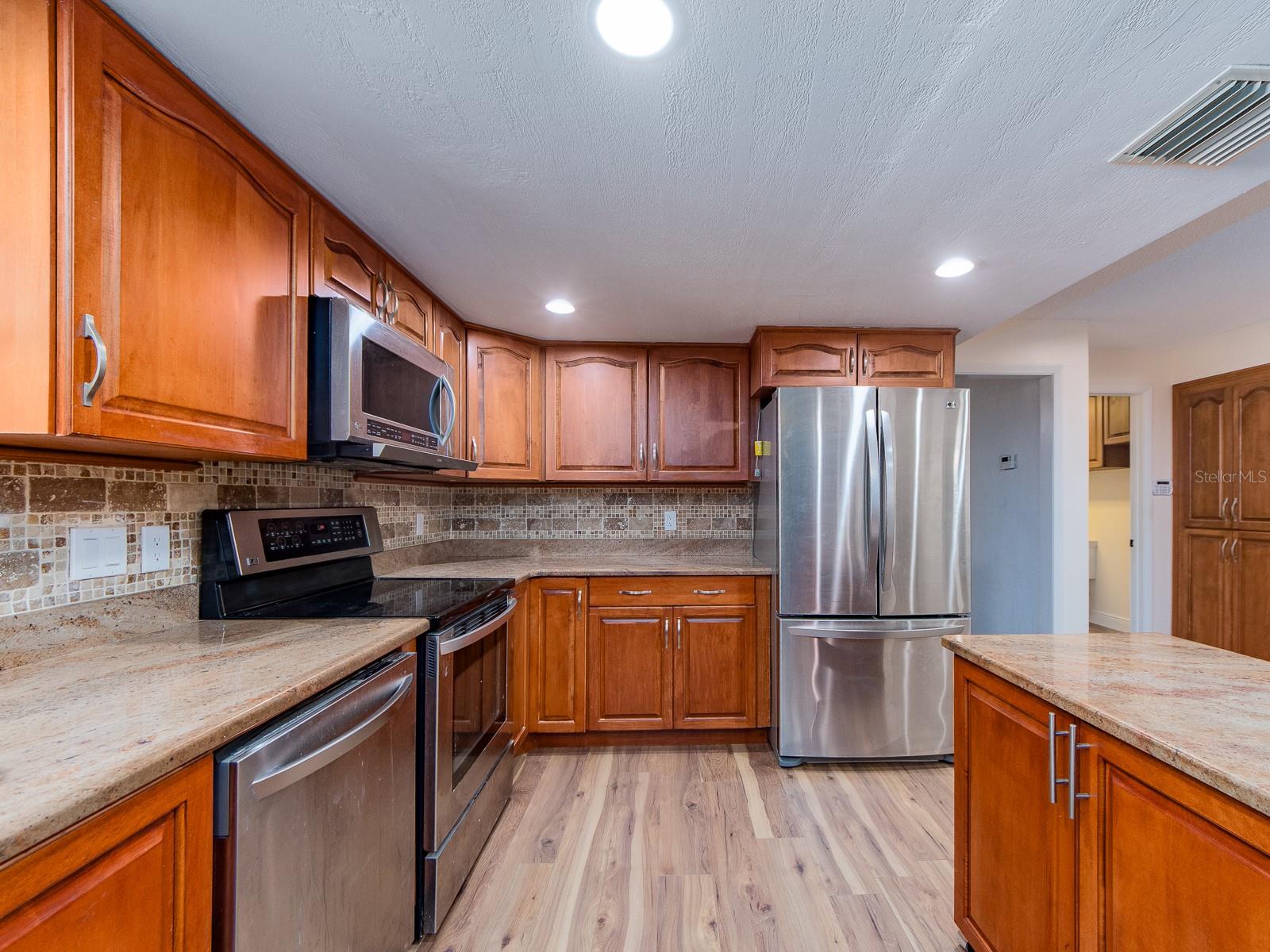 Image 9 of 45 For 2890 Armadillo Drive