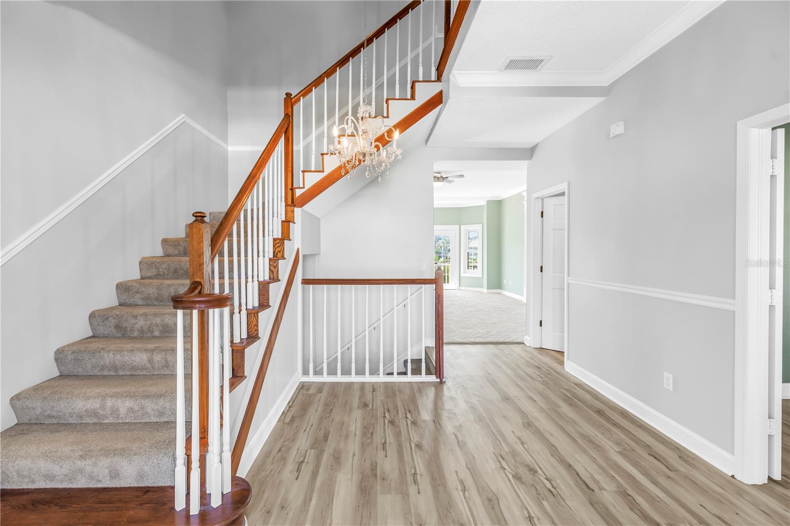 Image 50 of 86 For 104 5th Street E