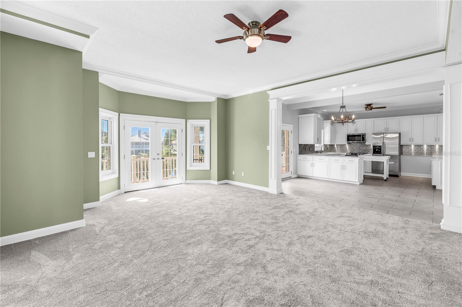 Image 70 of 86 For 104 5th Street E