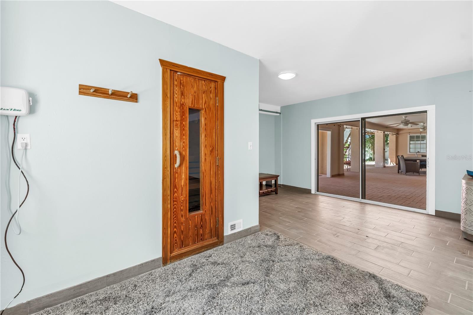 Image 80 of 86 For 104 5th Street E