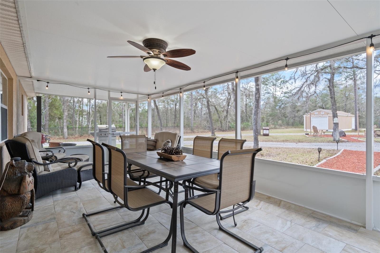 Listing photo id 41 for 18279 Mairdale Road