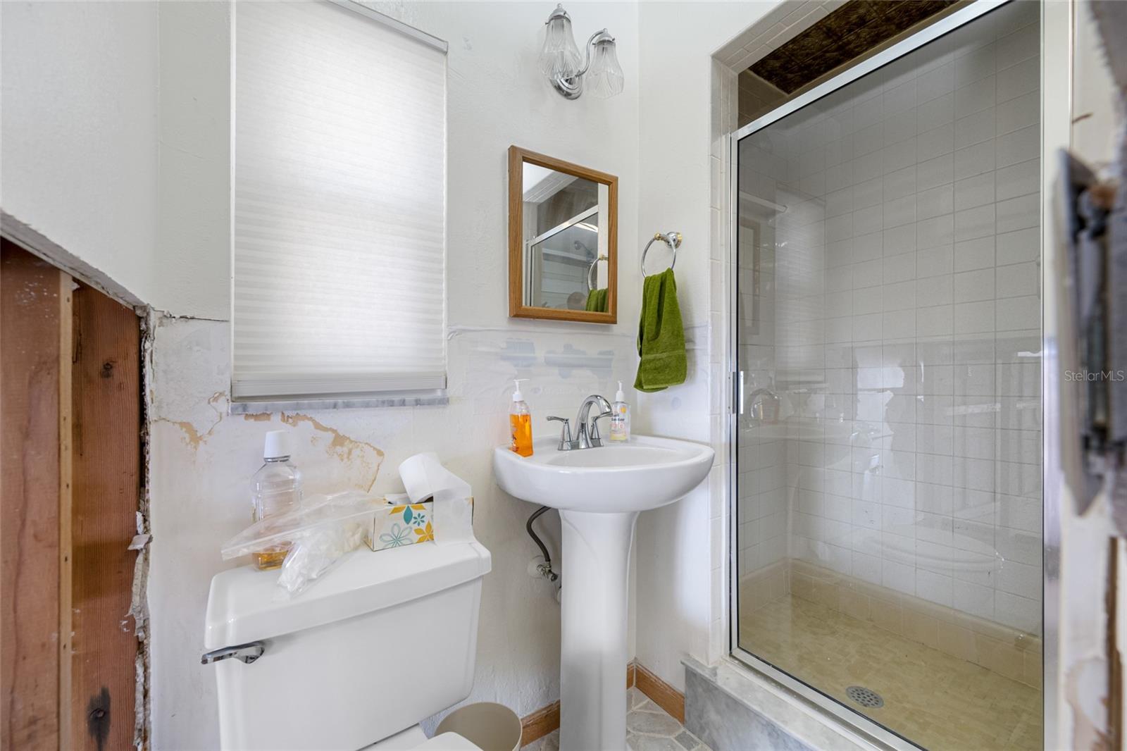 Image 23 of 43 For 5840 Bali Way S