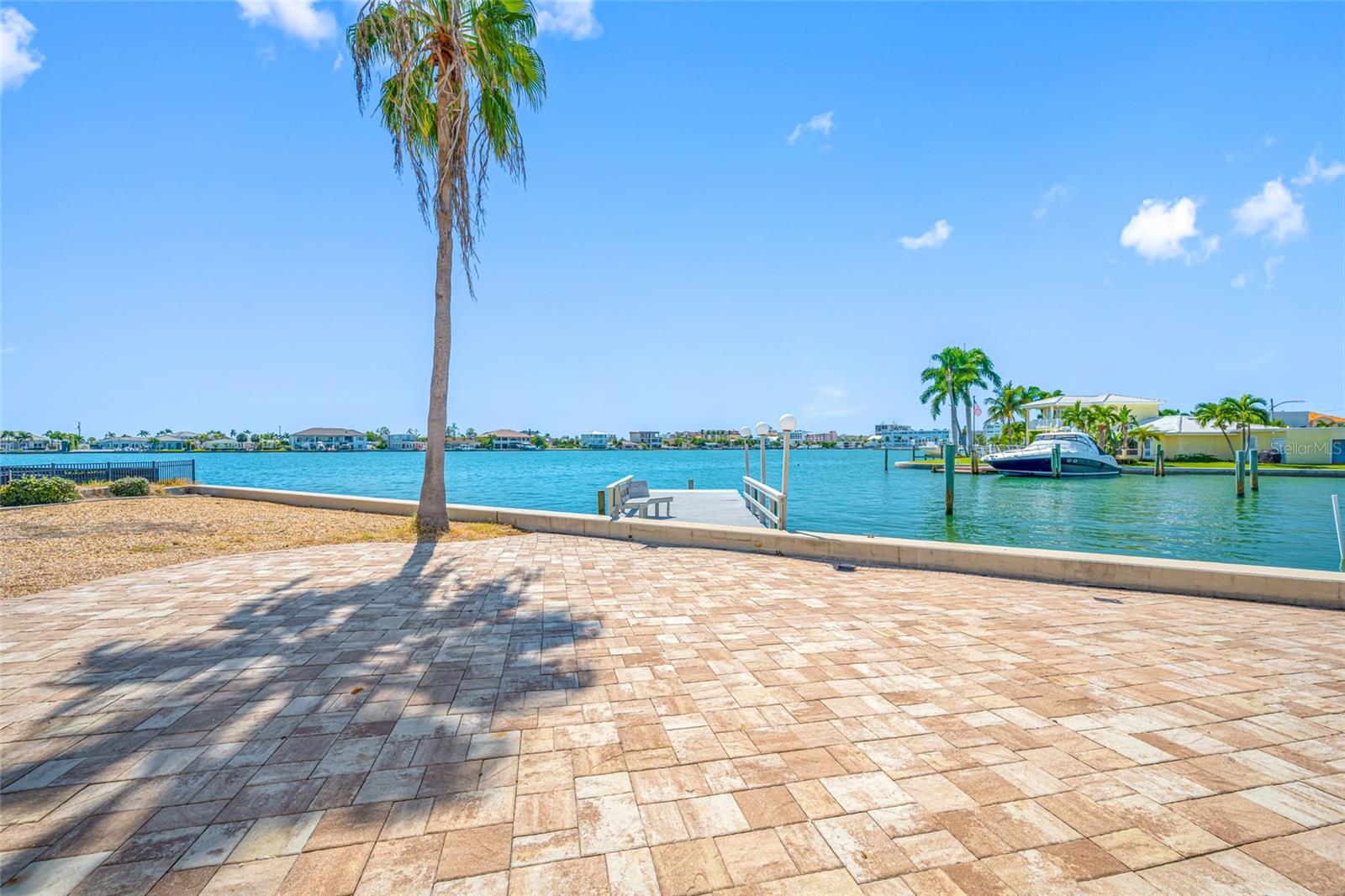 Image 27 of 43 For 5840 Bali Way S