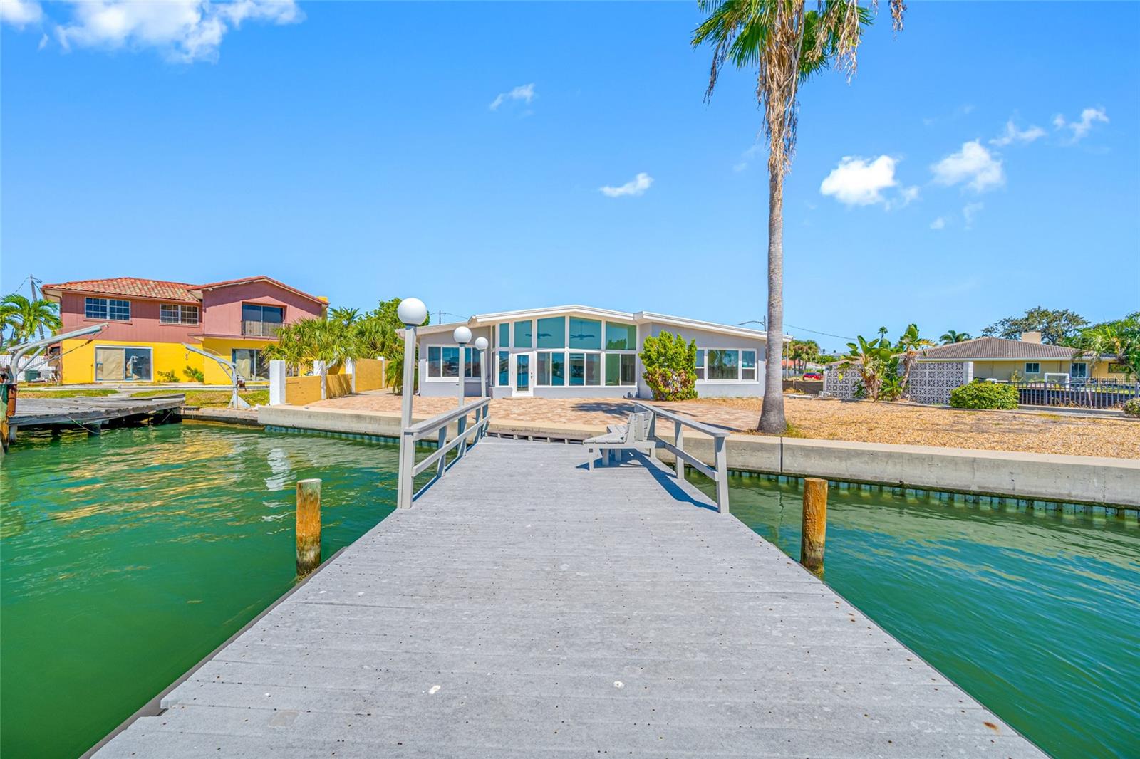 Image 28 of 43 For 5840 Bali Way S