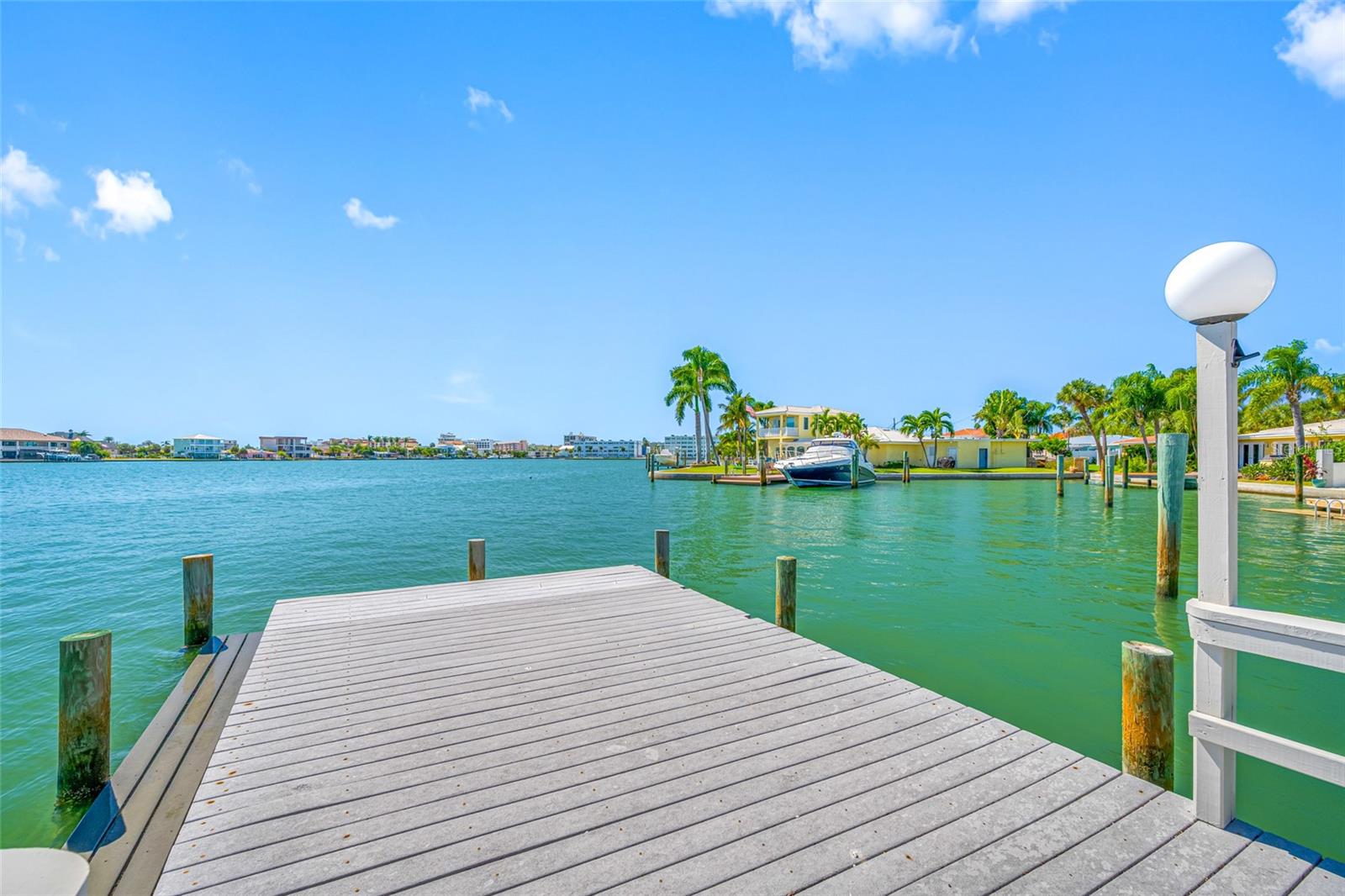 Image 33 of 43 For 5840 Bali Way S