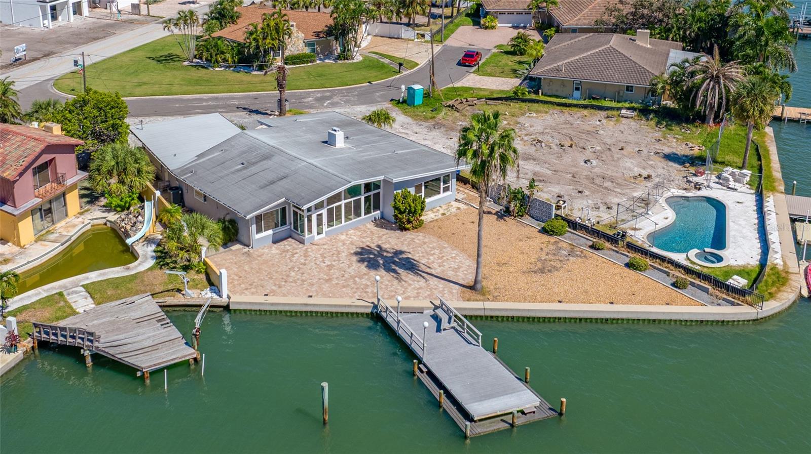 Image 38 of 43 For 5840 Bali Way S