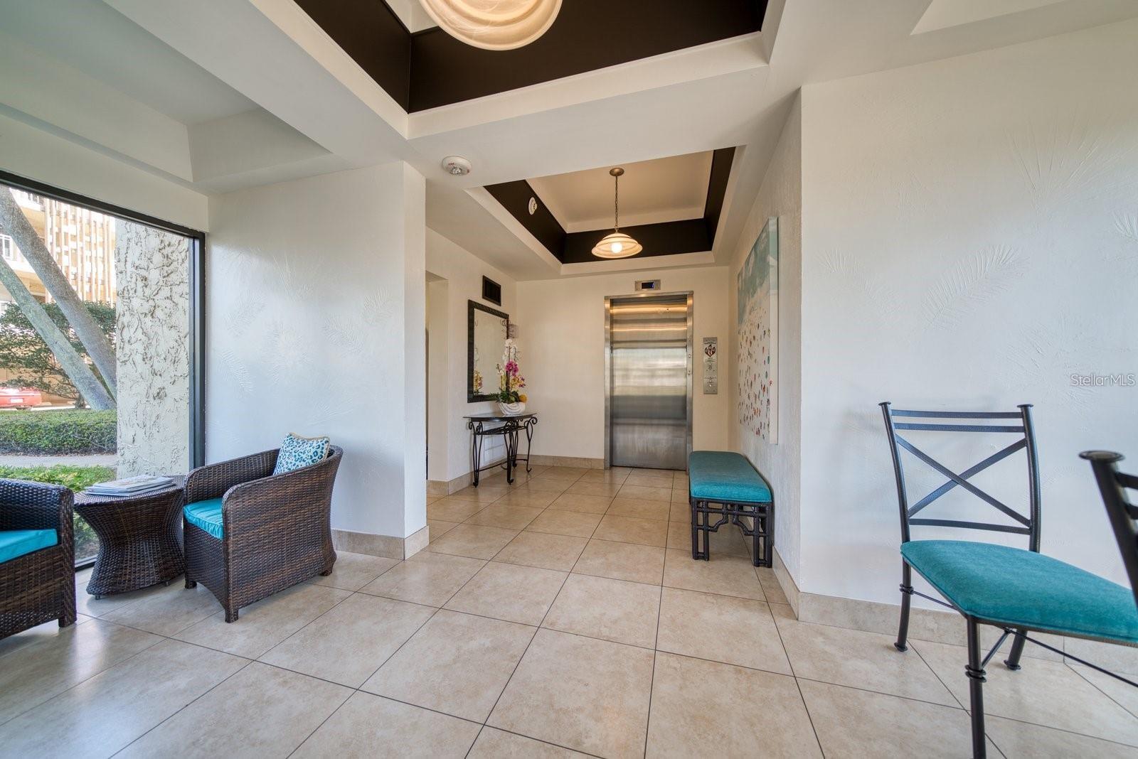 Image 19 of 23 For 105 Island Way 132