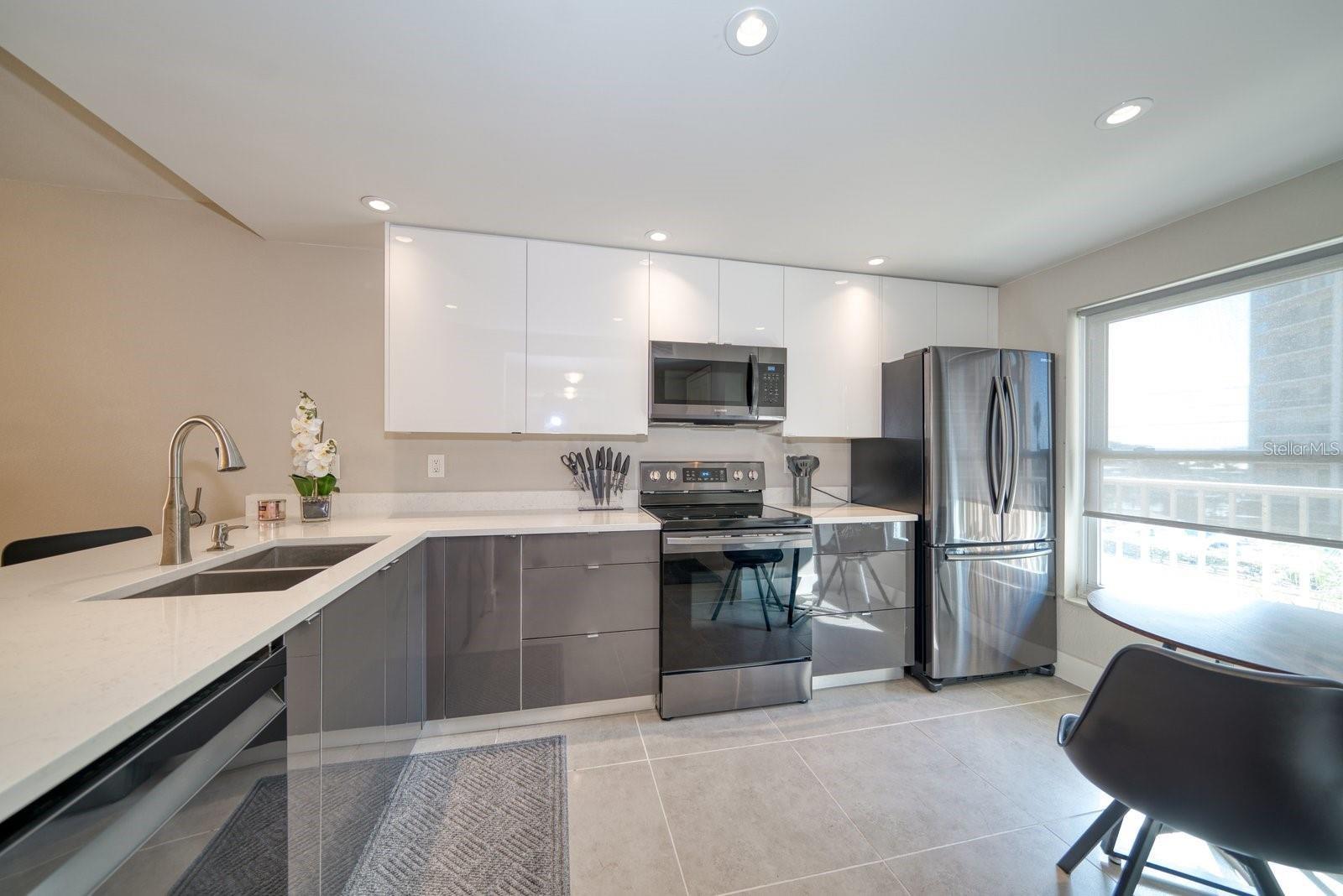 Image 23 of 23 For 105 Island Way 132
