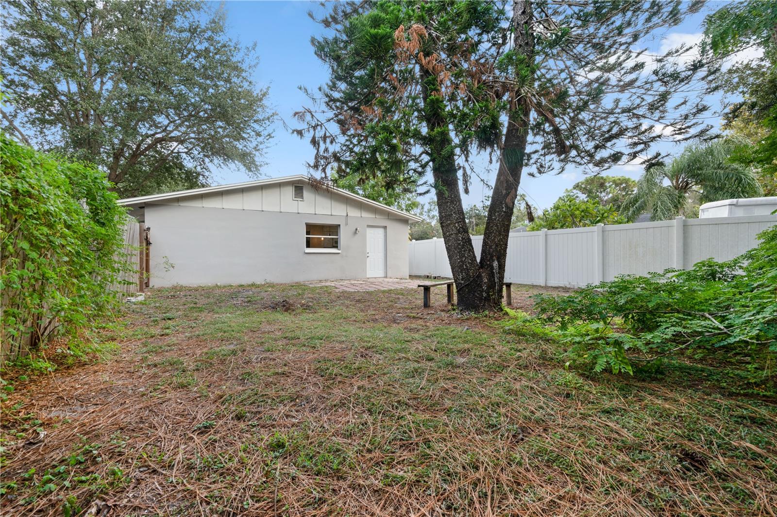 Image 14 of 15 For 15736 Morgan Street