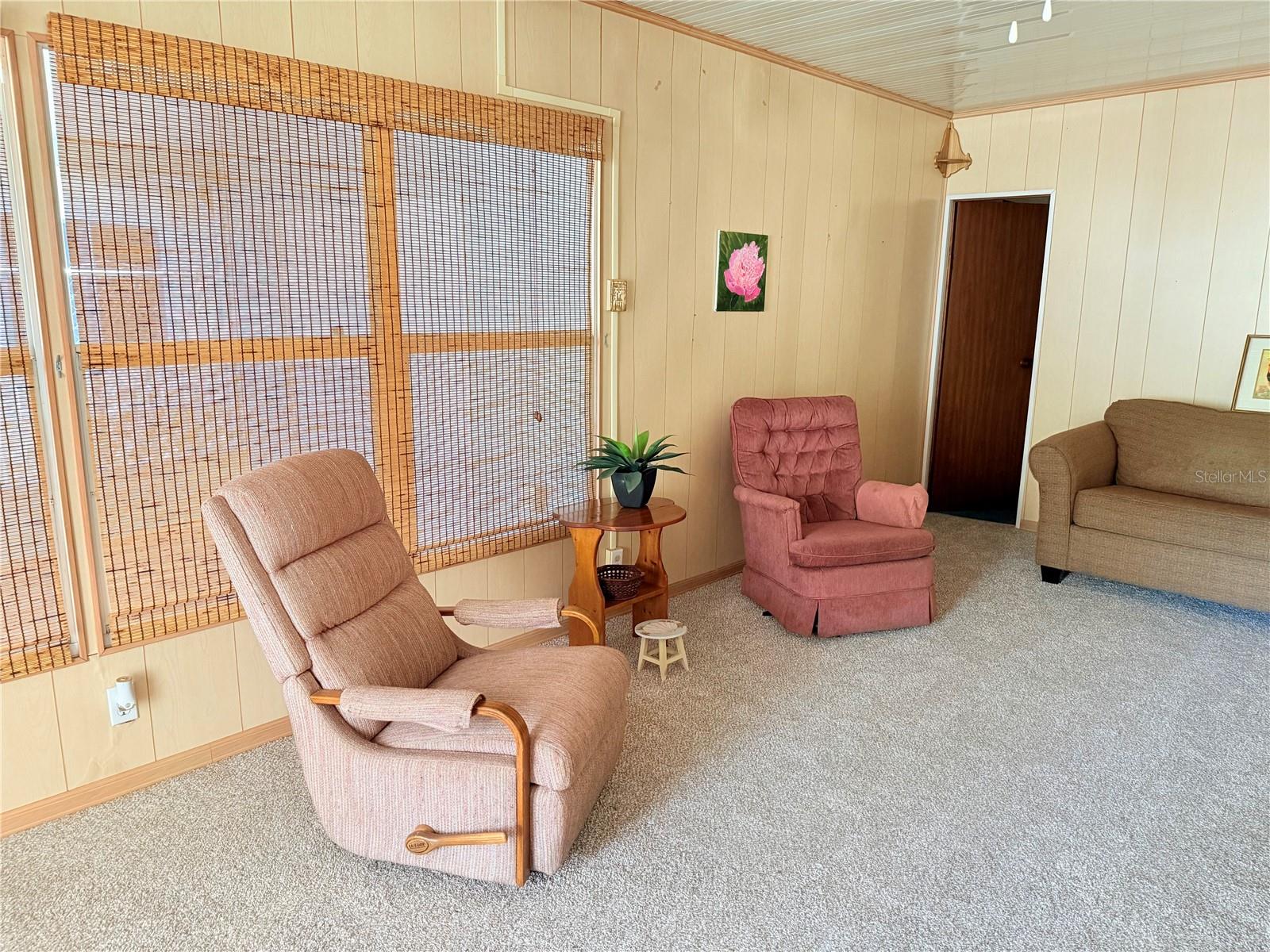 Image 7 of 34 For 5015 Shirley Circle