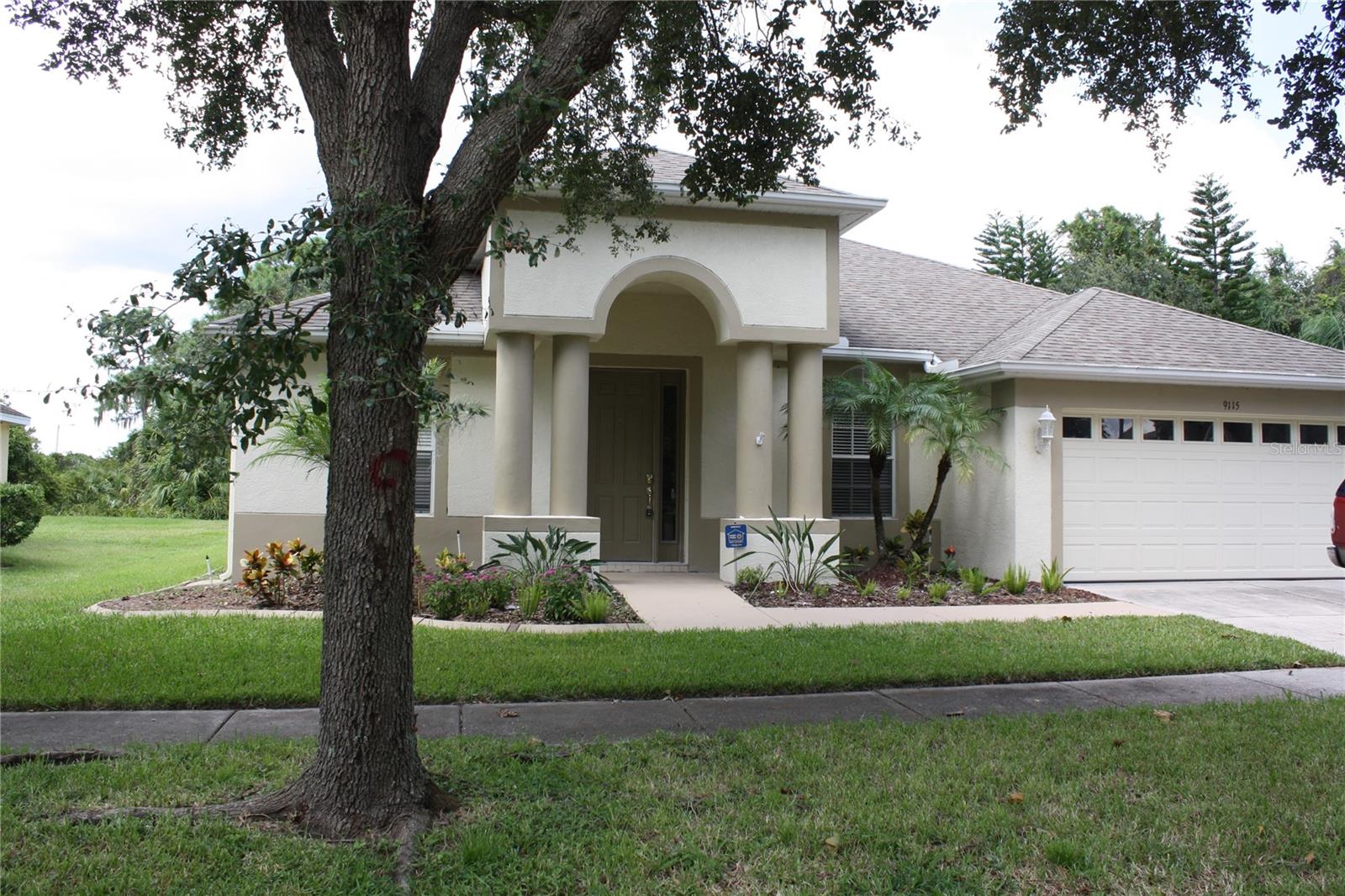 Details for 9115 Pinebreeze Drive, RIVERVIEW, FL 33578
