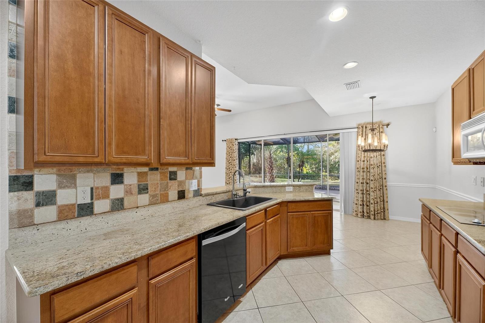 Image 32 of 50 For 9115 Pinebreeze Drive