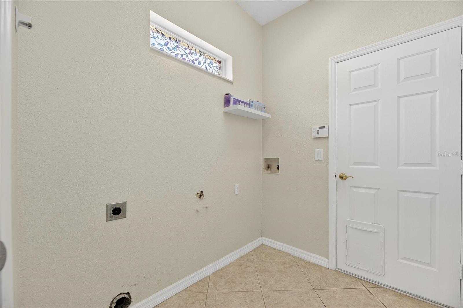 Image 36 of 50 For 9115 Pinebreeze Drive