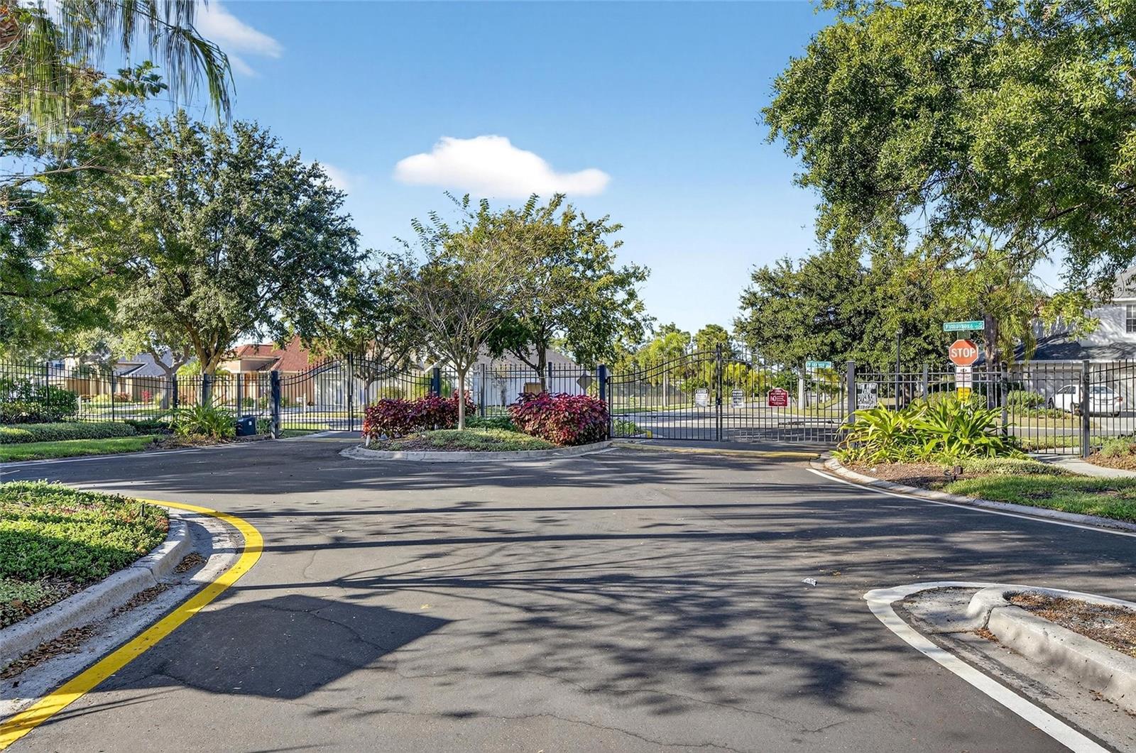 Image 49 of 50 For 9115 Pinebreeze Drive