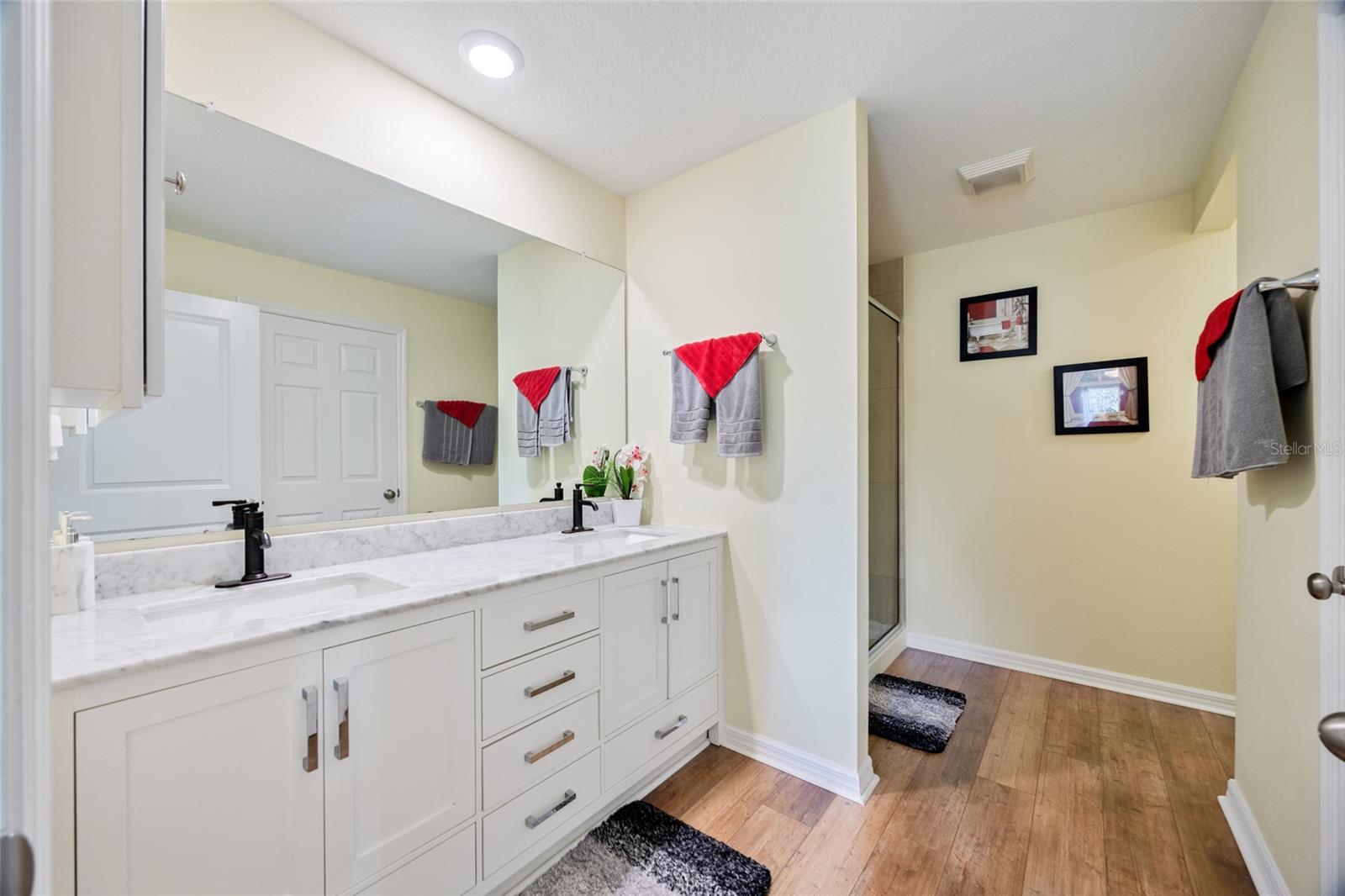 Image 12 of 33 For 5251 Cricket Road