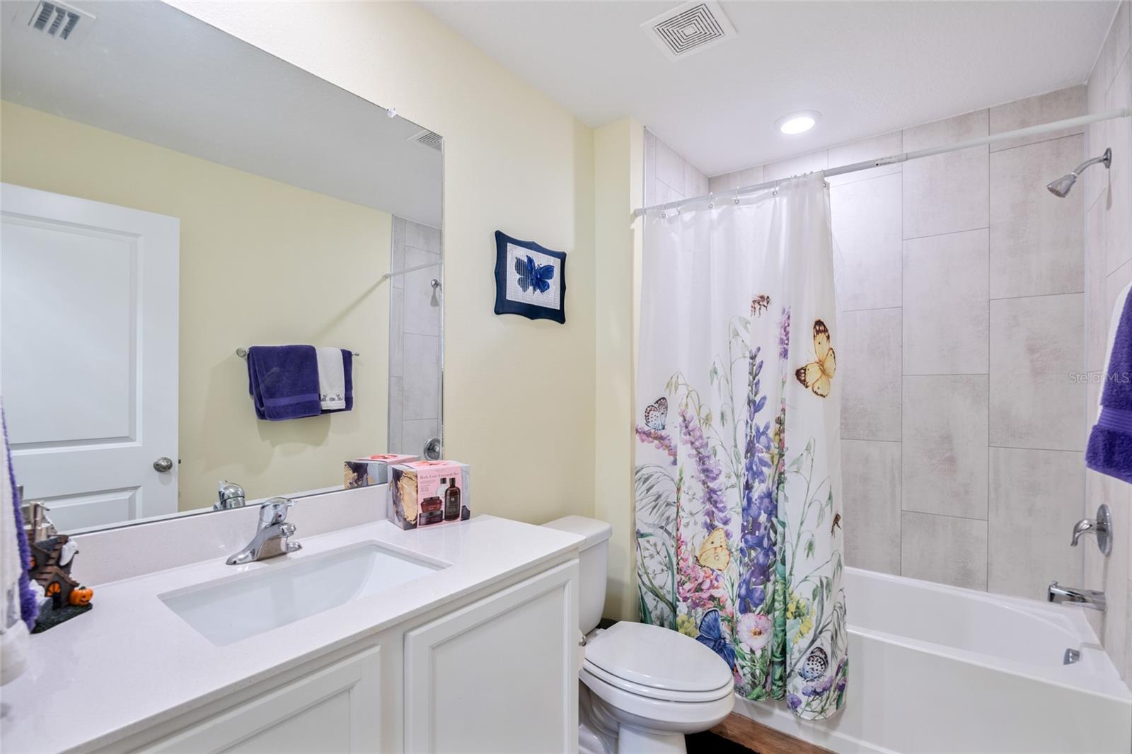 Image 17 of 33 For 5251 Cricket Road