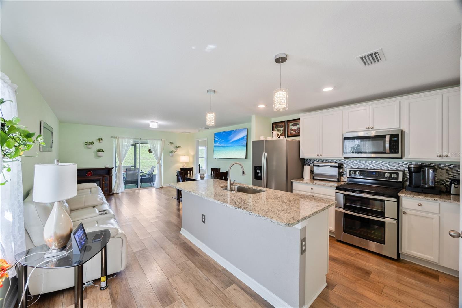 Image 4 of 33 For 5251 Cricket Road