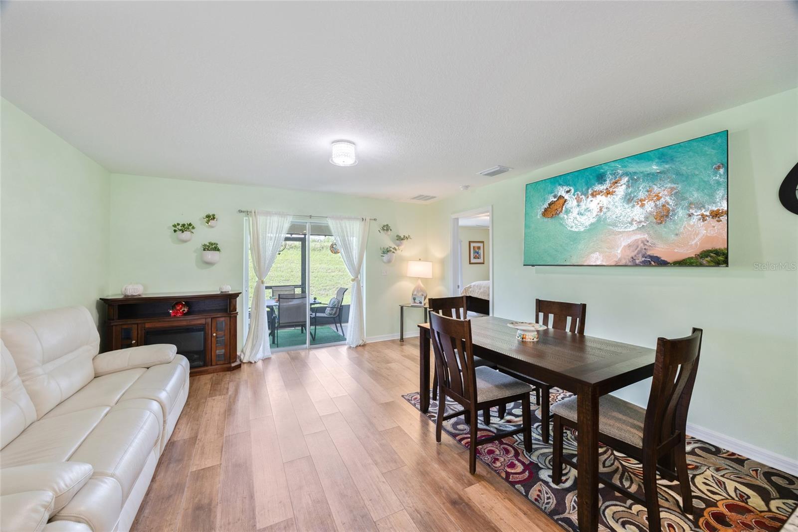 Image 8 of 33 For 5251 Cricket Road