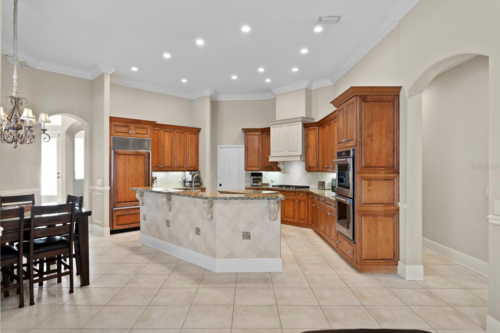 Image 16 of 93 For 16423 Burniston Drive