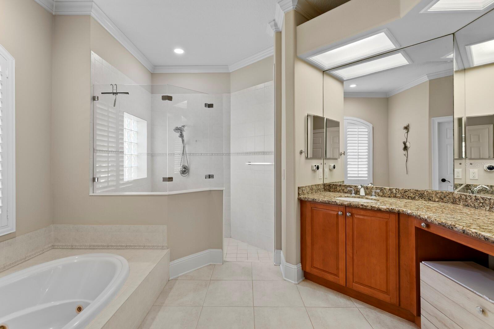 Image 34 of 93 For 16423 Burniston Drive