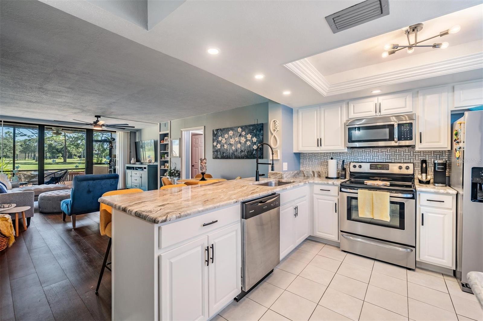 Image 12 of 50 For 2620 Cove Cay Drive 107