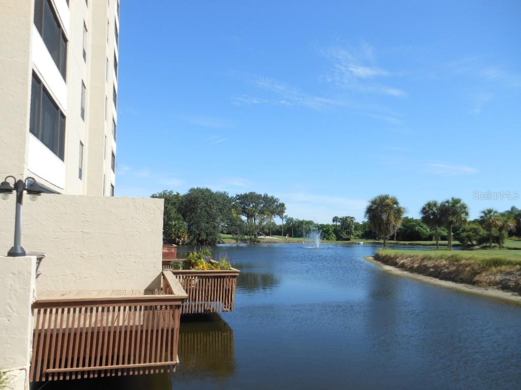 Image 31 of 50 For 2620 Cove Cay Drive 107